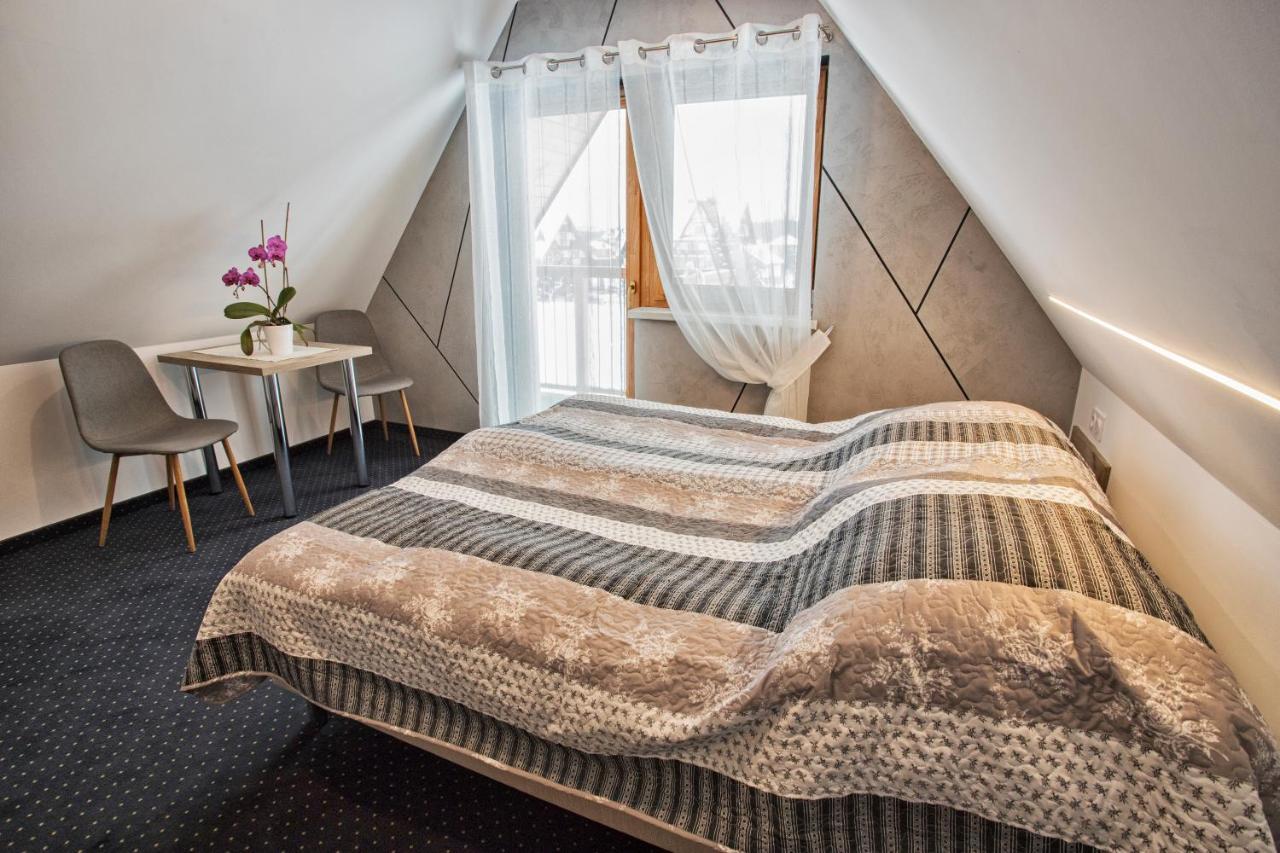Pokój Dwuosobowy z balkonem